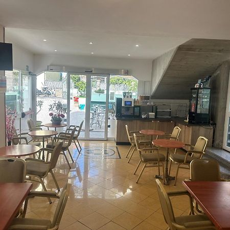 Hotel Jean Marie Arma di Taggia Zewnętrze zdjęcie