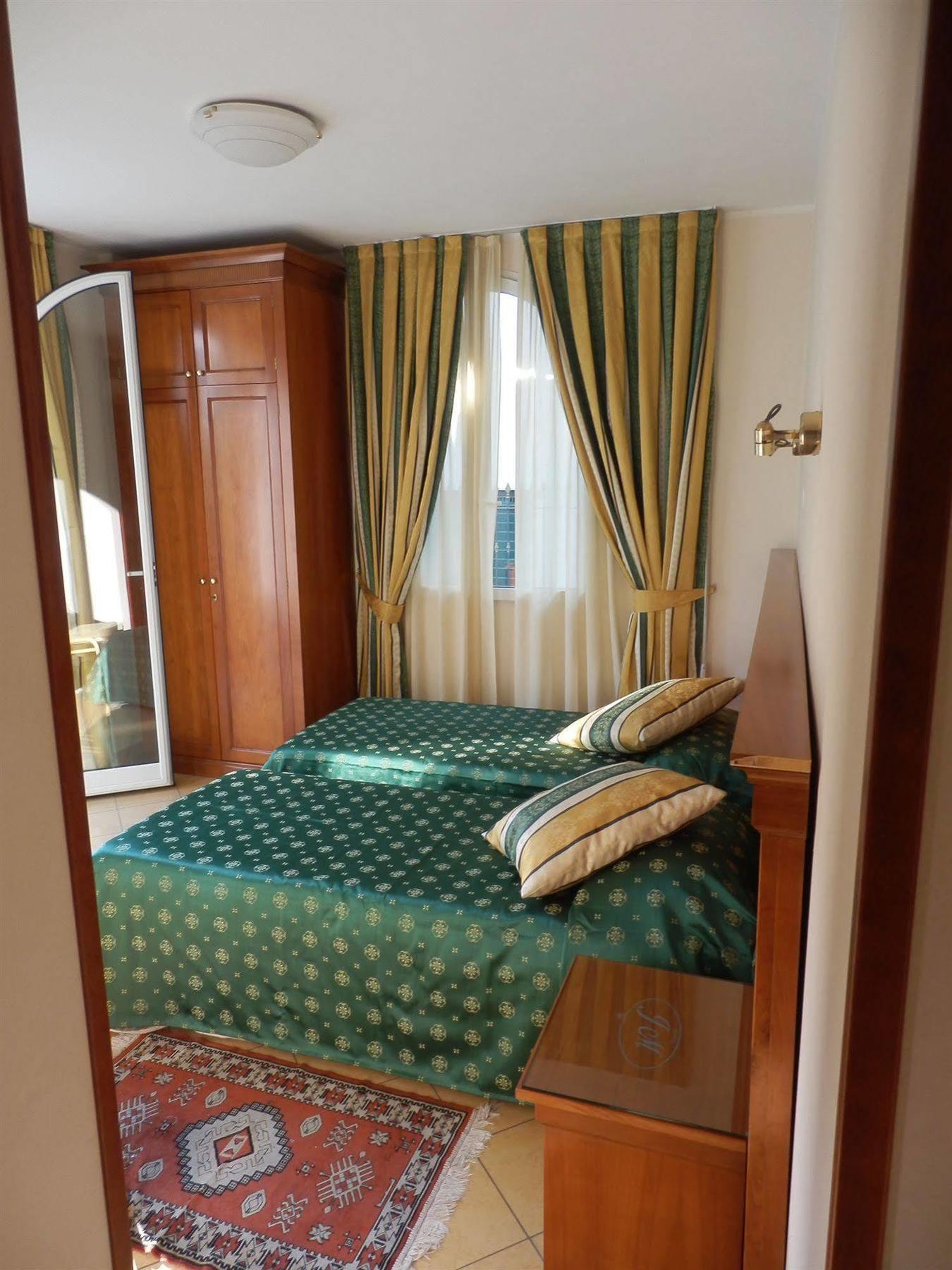 Hotel Jean Marie Arma di Taggia Zewnętrze zdjęcie